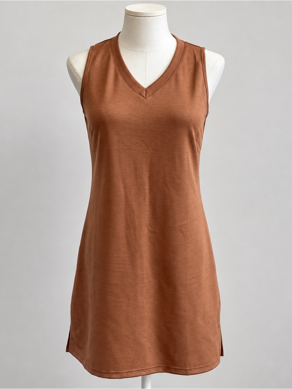 NWT BKRIVE Cognac Shift Dress XS Sleeveless V Neck Mini